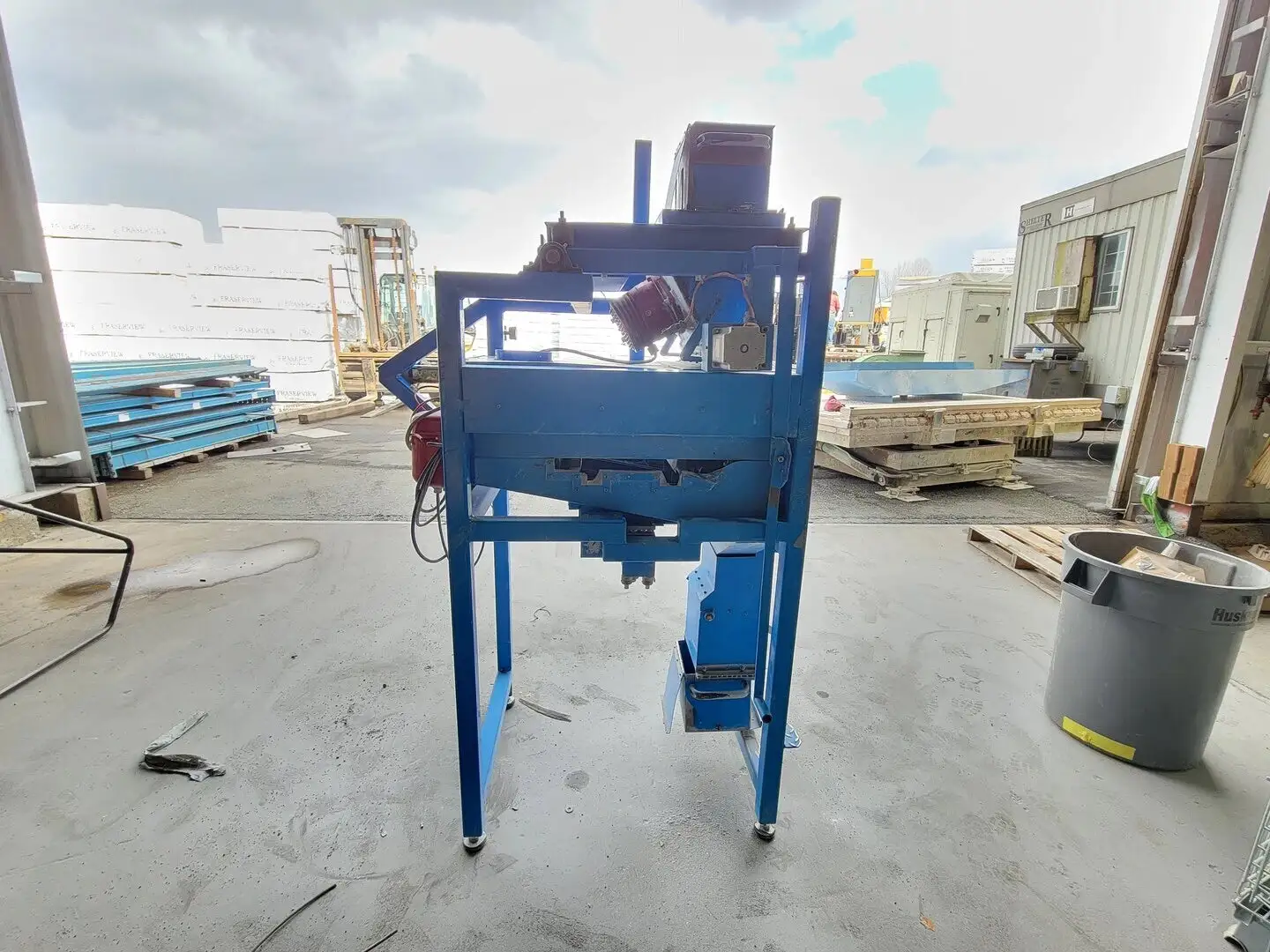 USED 2004 SYNTRON V-20 RC