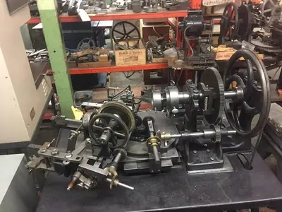 0927-385 Antique MJ Brohen Brocading Machine