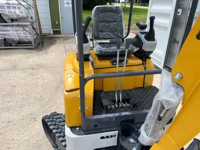 2026 SDLANCH Mini Excavator, Yanmar Engine, 23 HP, Diesel (SDLE20 / IRE200)