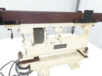 Used HOOSIER _UNKNOWN_ Vibratory Feeders Indiana US | Arrow Industrial #1436881