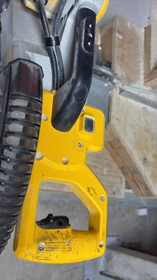 Used _UNKNOWN_ _UNKNOWN_ Double Miter Saws Georgia US | Auction Management Corporation #1548657