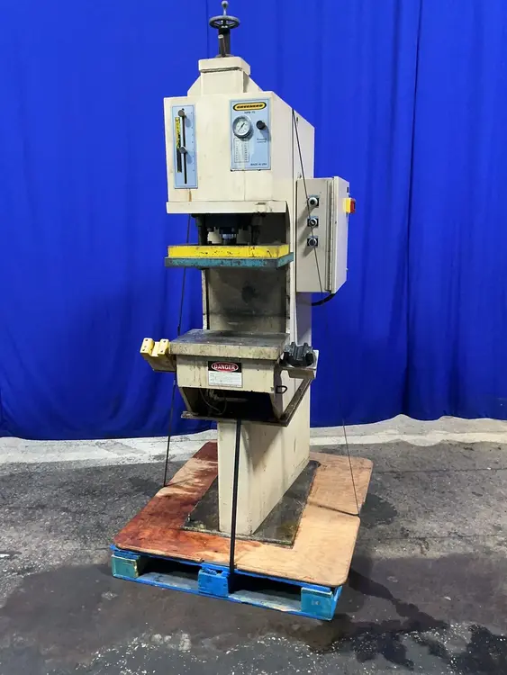 Used 1995 GREENERD HPB15 Hydraulic Presses Ohio US | HGR 24 #1548192