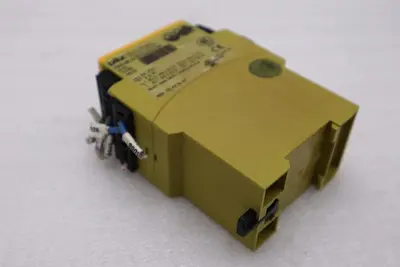 PILZ 24V 2.5W SAFETY RELAY PNOZ XSP 24VDC2 PNOZ STOCK H1826