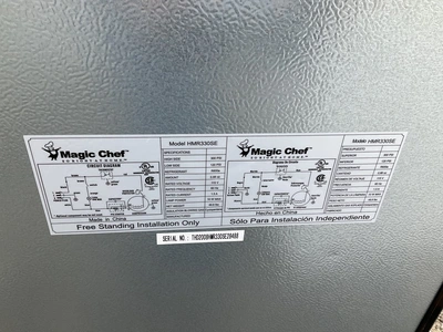 Used MAGIC CHEF HMR330SE Refrigerators Michigan US | Miedema Asset Management Group #1454935