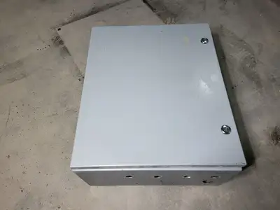 Electrical Enclosure w/ (x4) 30 Amps Breakers FAL3603015M,FAL36030