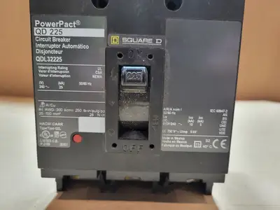 USED SQUARE D QDL32225