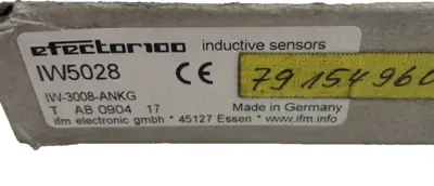 NEW IFM EFECTOR IW-3008-ANKG-IW5028 INDUCTIVE SENSOR IW3008ANKG IW5028