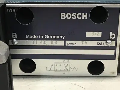 Used BOSCH 0 811 403 108 SERVO Valves/Fittings Michigan US | Ideal Machinery #1252289