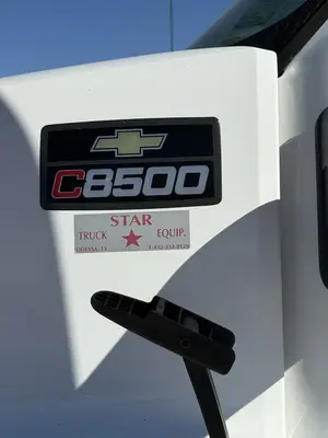 Used 2004 CHEVROLET C8500 Dump trucks Texas US | Proxy Equipment #1381583
