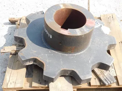 Unbranded 4065B10 Sprocket 30" Diameter 9" Bore 9-3/4" Thru 2" Keyway Width Used