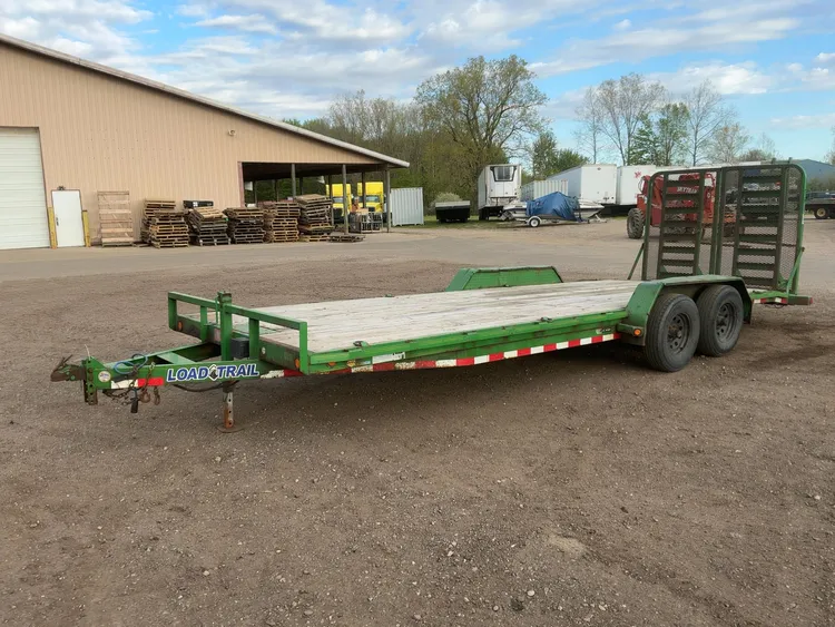 Used 2020 LOAD TRAIL 22’ TANDEM AXLE Flatbed Trailers Michigan US | Miedema Asset Management Group #1180856