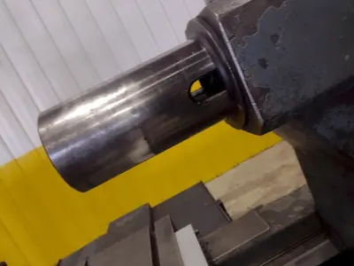 32" X 168" SUMMIT GAP BED ENGINE LATHE. STOCK # 0661425