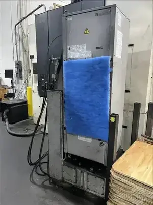 USED 2006 MAKINO V77