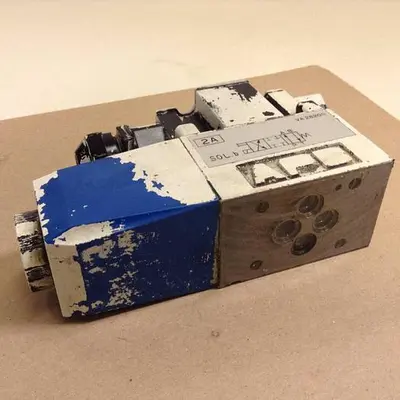 USED VICKERS DG4V32AMP7H750