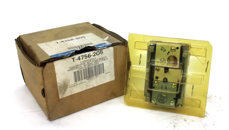 Used JOHNSON CONTROL T-4756-205 Temperature Controls | Industrial Parts R Us Inc. #366053