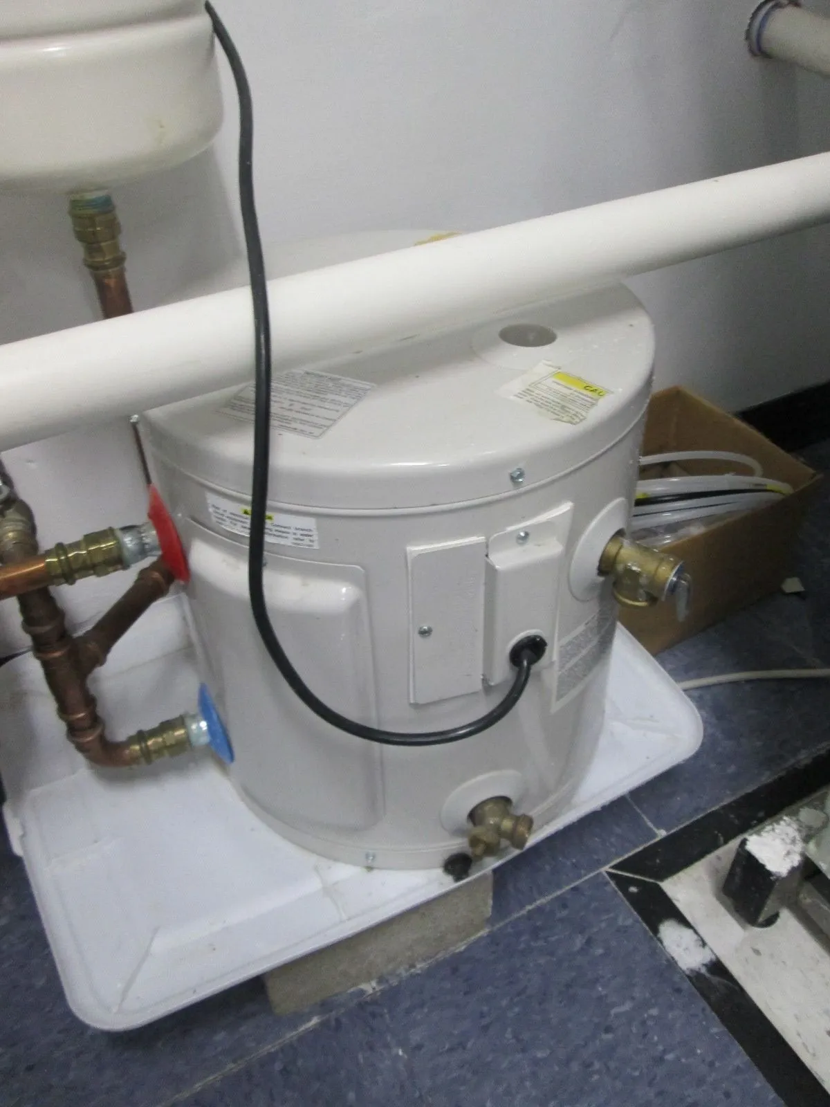 USED A.O. SMITH EJC-6-200