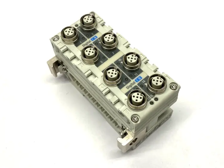Used SMC Digital Input Module, 8 x M12 5-Pin Female, 16 Inputs, 24VDC Input / Output Modules Michigan US | Maverick Industrial Sales #1402942