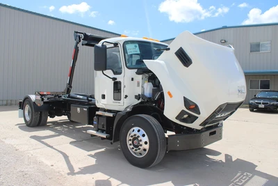 New | in-Stock 2025 MACK MD6 Hooklifts & Roll-Offs Texas US | Roll Off Truck World #1491879