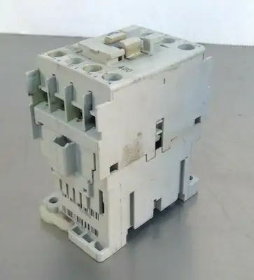 Allen-Bradley - 100-C09*400 Series A - Contactor 4E-7