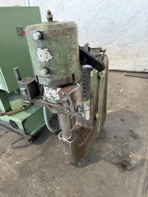70 TON FRANKLIN HYDRAULIC C FRAME HYDRAULIC WEB PUNCH. STOCK # 0887225