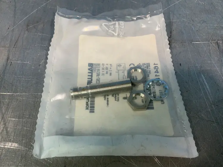 New | in-Stock BALLUFF BES M12MFUSC30BS04G Proximity Sensors Ohio US | HGR 24 #1357239