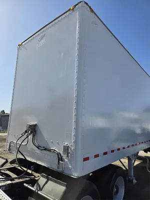 USED 1987 ALLOY TRAILERS 27FT