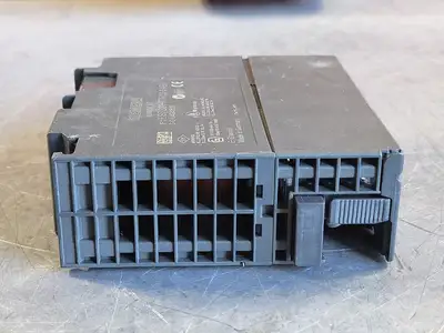 USED SIEMENS 6ES7331-7TF00-0AB0