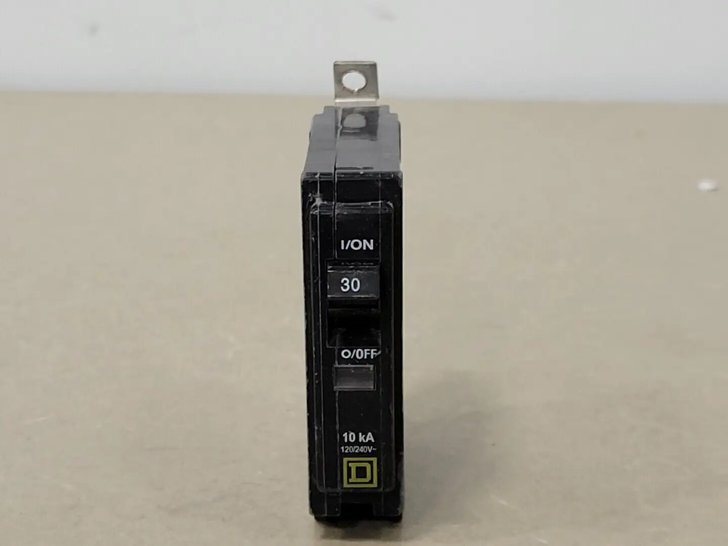 USED SQUARE D QOB130