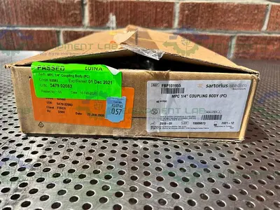 USED BOX OF 4 - SARTORIUS STEDIM FBP101955 MPC 1/4" COUPLING BODY