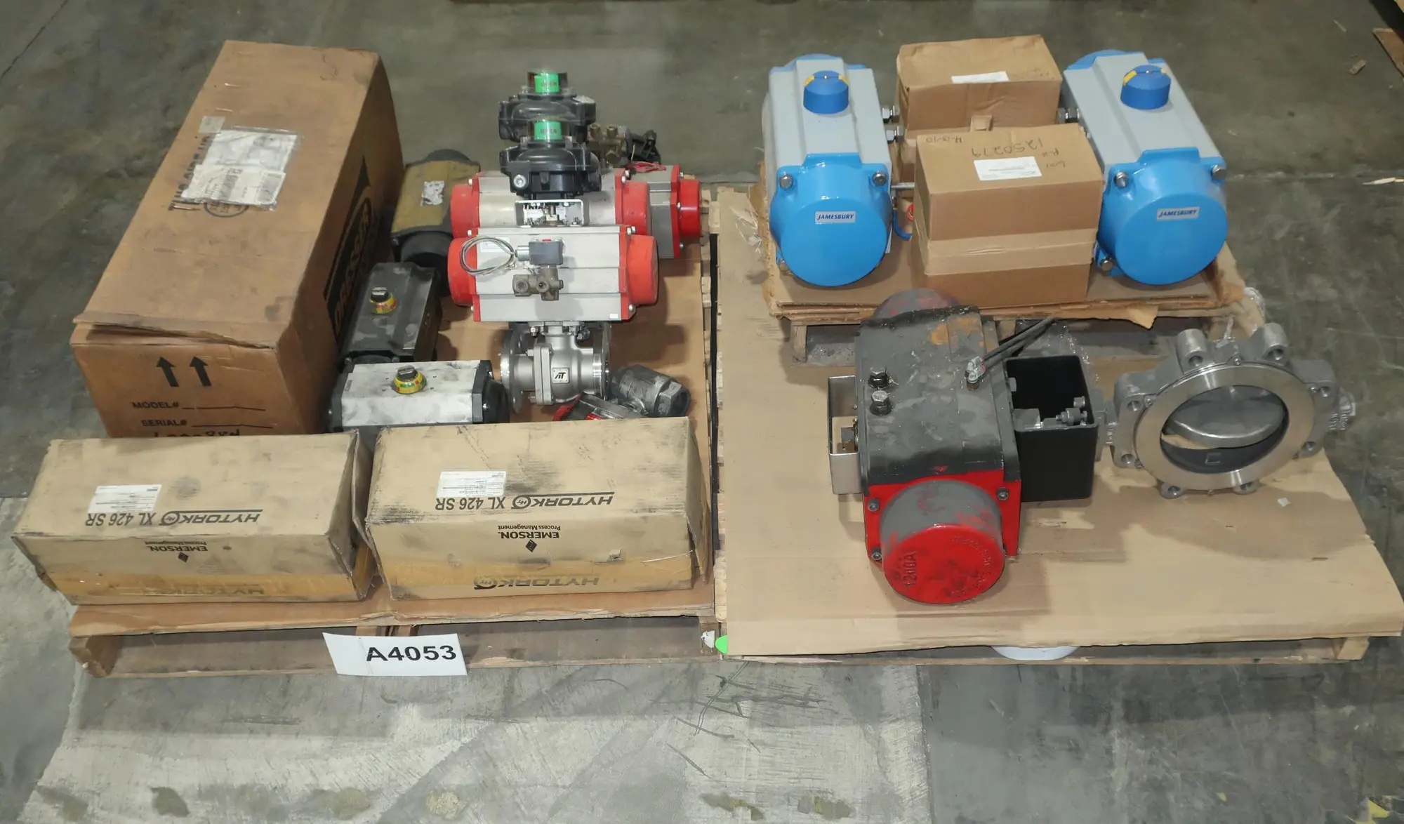2 PALLETS OF ASSORTED ACTUATORS, JAMESBURY, HYTORK, DRESSER, ALLEN SHERMAN- HOFF, TRIAC CONTROLS