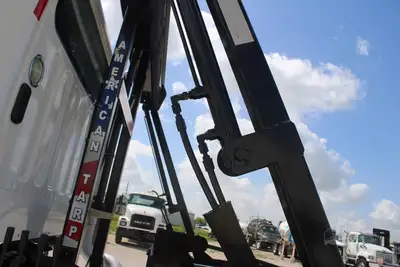 Used 2017 FREIGHTLINER 114SD Rolloff Trucks Texas US | Roll Off Truck World #1491773