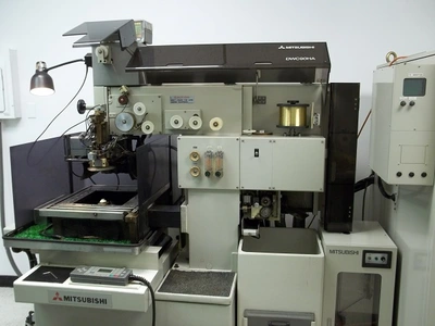 USED 1993 MITSUBISHI DWC90HA