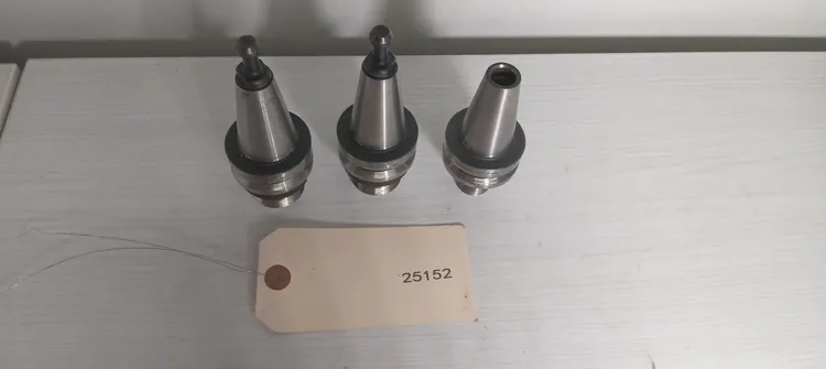 Used PARLEC BT30 Tool Holders | MachineStation #946659