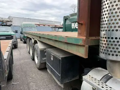 USED 2006 KENWORTH T800