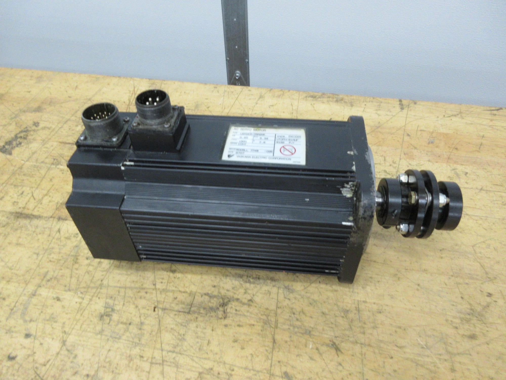 USED 1997 USED HAAS PARTS AND TOOLING HAAS SIGMA-1 09 (LONG) #93-62-0013 SERVO AXIS MOTOR