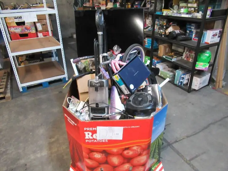 Pallet of Store Overstock and Ecommerce Product and Returns