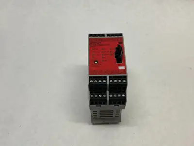 New | in-Stock OMRON FLEXIBLE SAFETY RELAY UNIT 24VDC 5W MAX Relays & Switches | Maverick Industrial Sales #1108779