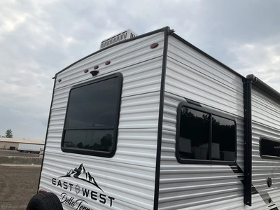 Used 2022 DELLA TERRA 200RD Campers, Caravans, Motorhomes Michigan US | Miedema Asset Management Group #1341092
