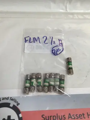 USED LITTELFUSE FLM-2-1/2