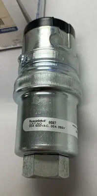 USED THOMAS & BETTS 8687