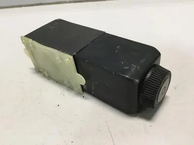 USED VICKERS DG4V32AMUHL760EN594
