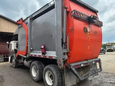 Used 2008 MACK LEU 613 Garbage trucks Pennsylvania US | Proxy Equipment #1379007