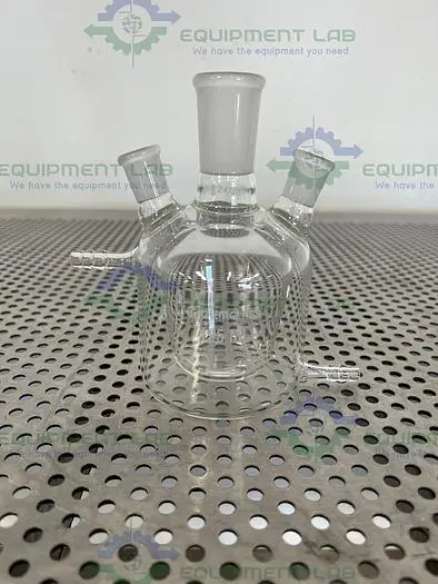 Used CHEMGLASS 125 ML EUROPEAN STYLE 3-NECK TAPER JACKETED FLASK 24/40, 14/20 Glassware - Other | Equipment Lab #486147
