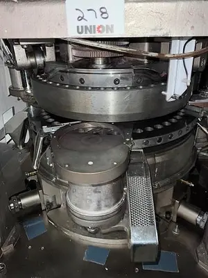 Manesty Layerpress 47-station Rotary Tablet Press