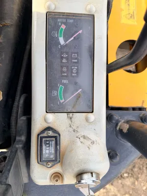 2018 KATO 17VXE Mini Excavators | Simonson Equipment (16)