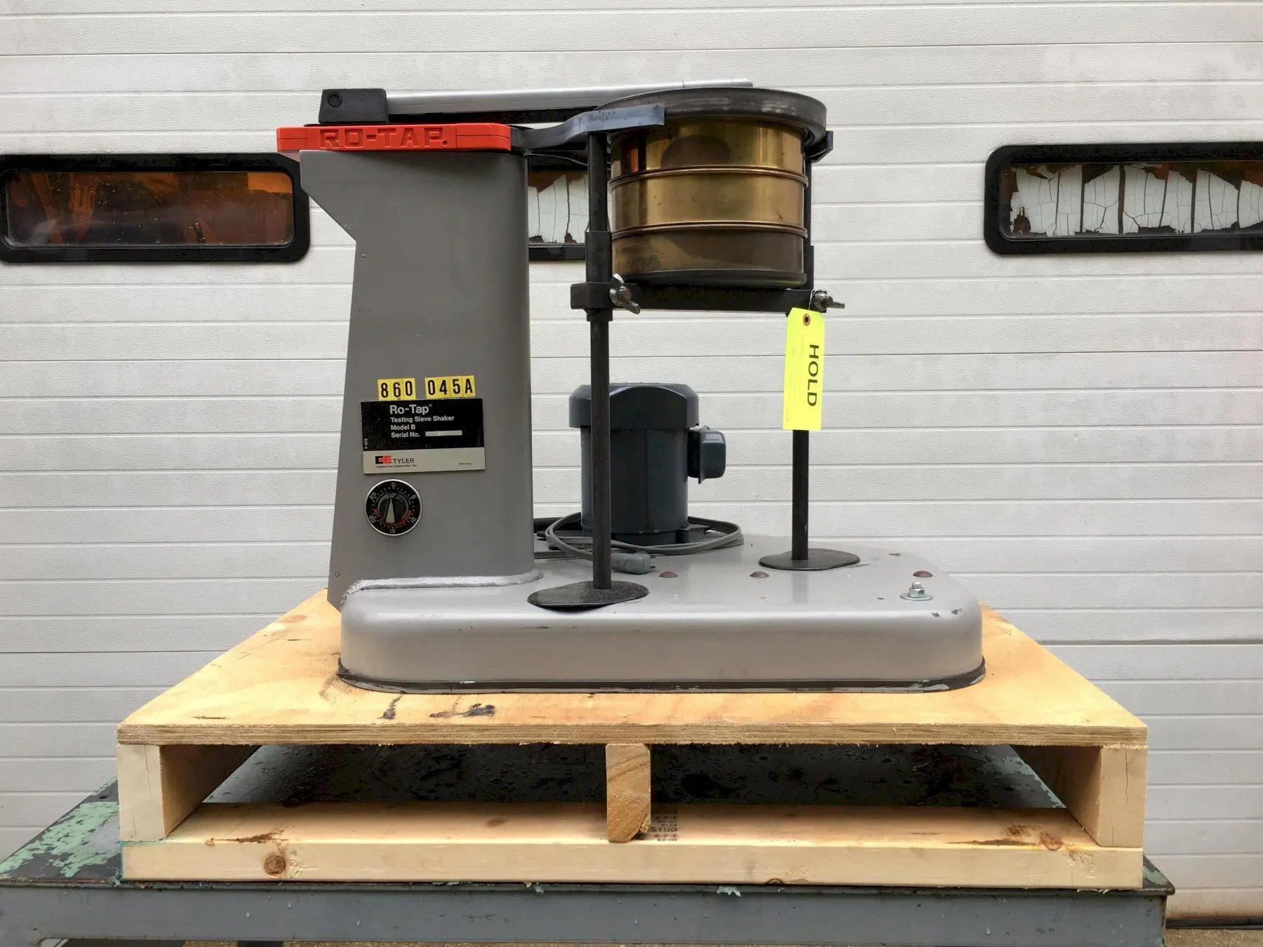 USED W.S. TYLER COMBUSTION ENGINEERING, INC B