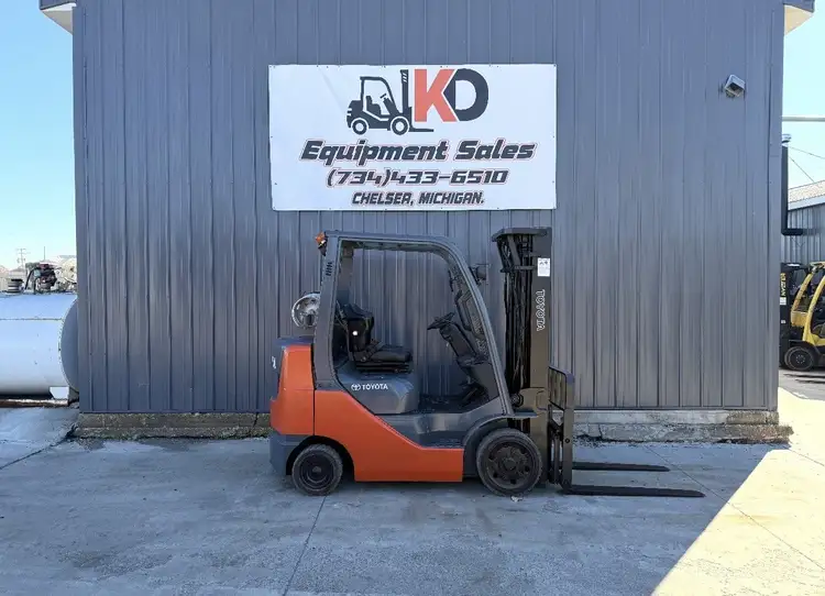 Used TOYOTA 8FGCU25 Misc Forklifts Michigan US | KD Equipment Sales #1567937