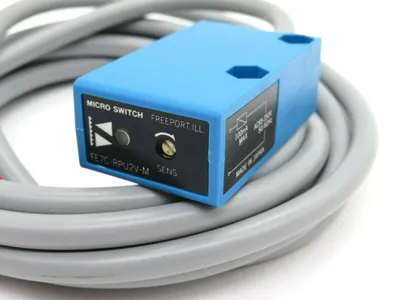 NEW HONEYWELL MICROSWITCH FE7C-RPU2V-M PHOTOELECTRIC POLARIZED FE7CRPU2VM