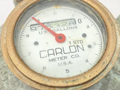 USED CARLON WATER METER 1" NPT