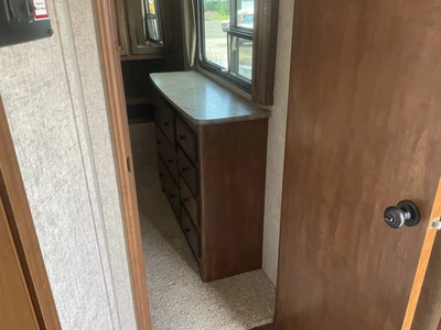 USED 2016 KEYSTONE SPRINTER SERIES M-299